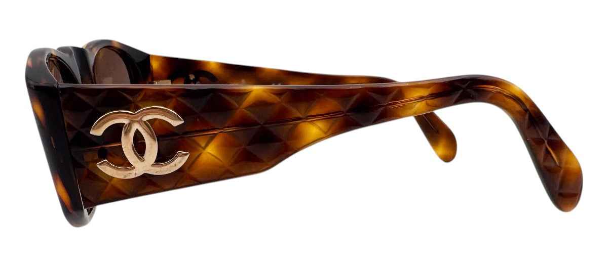 Lunettes de soleil matelassées Vintage CHANEL 01450 91235 N°6