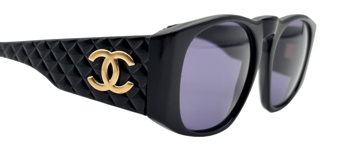 Lunettes de soleil matelassées Vintage CHANEL 01450 94305 N°13