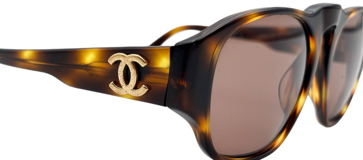 Lunettes de soleil en écaille Vintage CHANEL 01452 91235 N°15